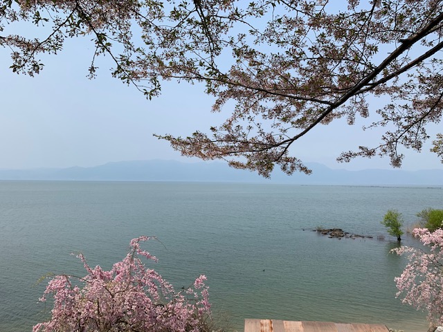 長命寺付近の琵琶湖